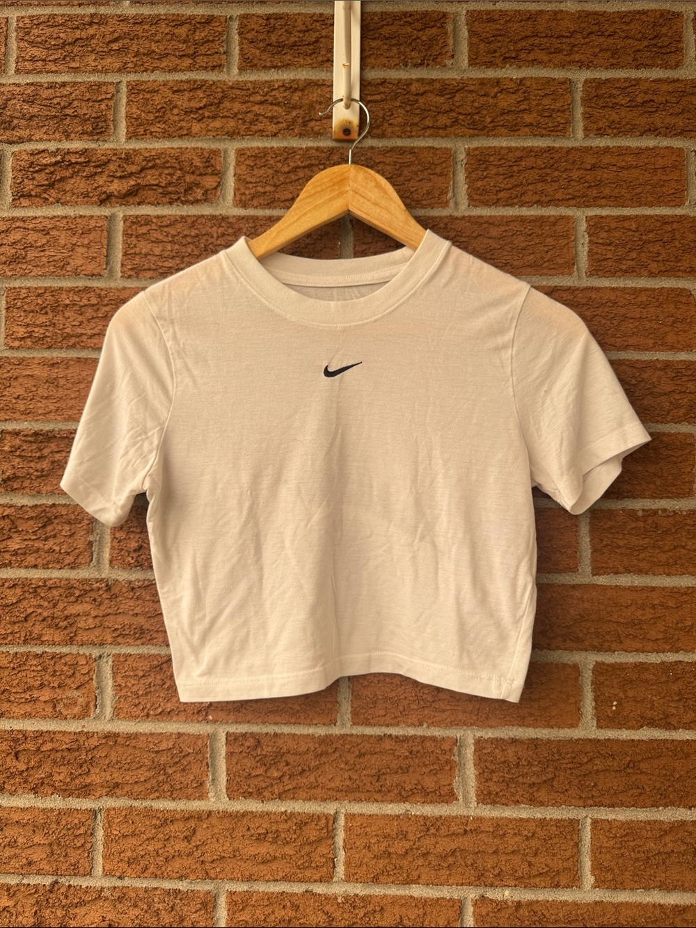 Nike White Cropped Crew Tee with Black Swoosh - Picture 1 of 4